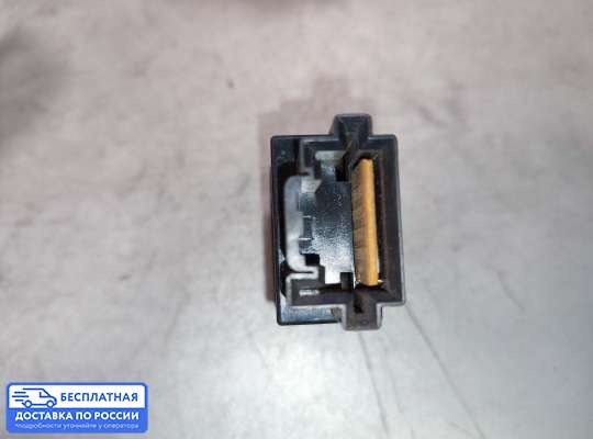 Кнопки на Mitsubishi Space Runner N50