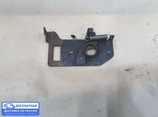Замок капота на Mercedes-Benz Vito (W638)
