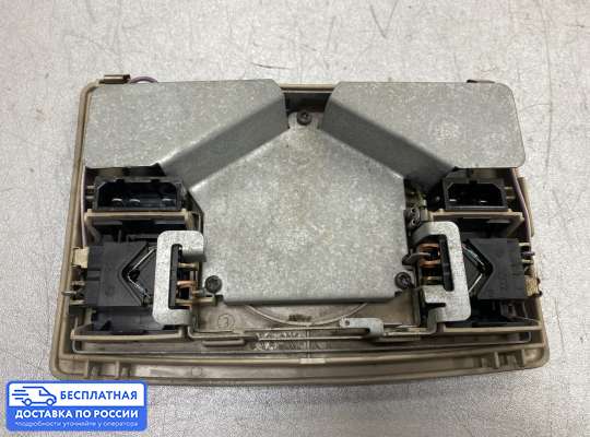 Фонарь салона (плафон) на Audi A6 (C5)