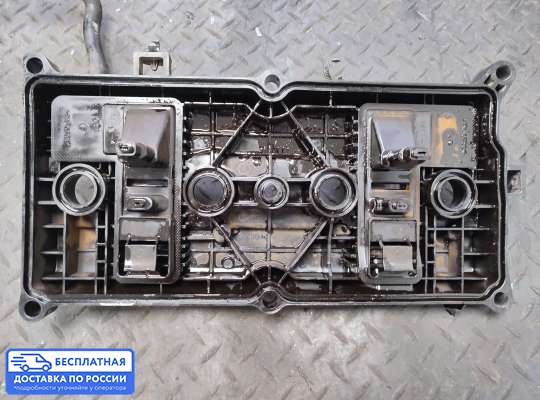 Крышка клапанная (крышка головки блока) на Nissan Qashqai I (J10)