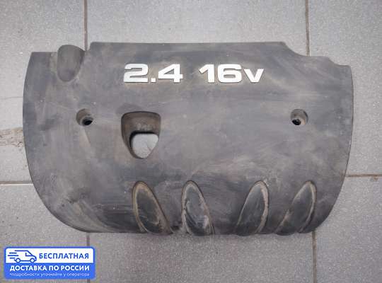 Крышка ДВС (декоративная) на Mitsubishi Outlander II / XL (CW)