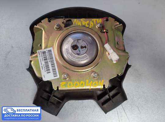 Подушка безопасности водителя (AirBag) на Jeep Cherokee II / Liberty (KJ)