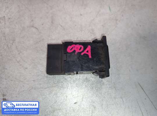 Кнопки на Opel Monterey A
