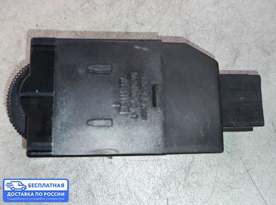Кнопки на Mitsubishi Carisma