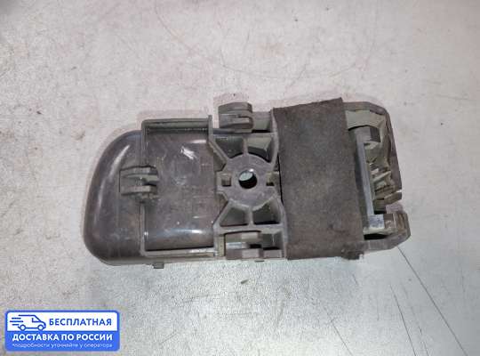Ручка двери внутренняя на Nissan Patrol V (Y61)