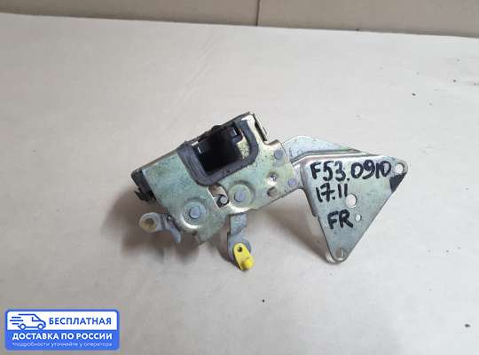 Замок боковой двери на Mitsubishi Carisma