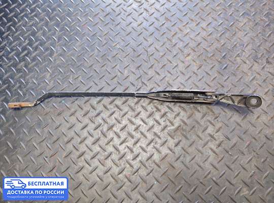 Поводок дворника на Nissan Primera (P10)