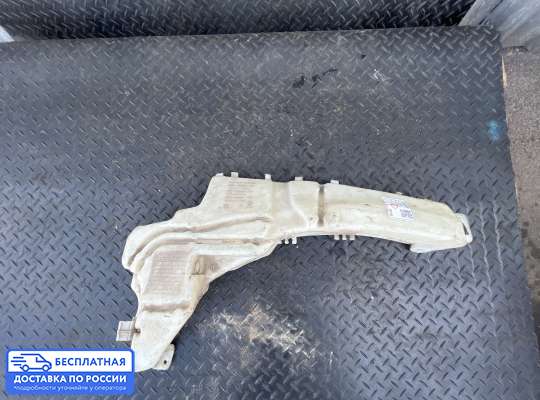 Бачок омывателя на Ford Focus II