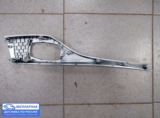 Консоль салона на BMW 2 (F22/F23)