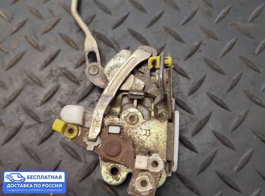 Замок боковой двери на Hyundai H100 Grace