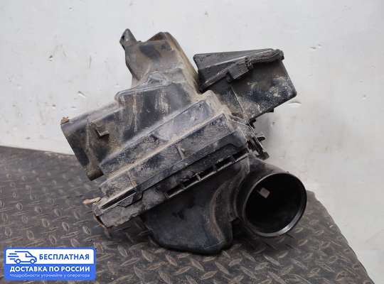 Корпус воздушного фильтра на Nissan Teana II (J32)