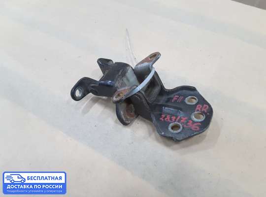 Петля двери на SsangYong Musso