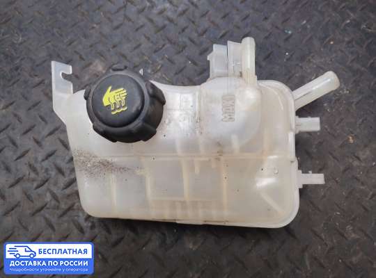 Бачок расширительный на Renault Fluence