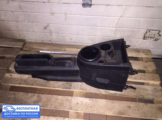 Консоль салона на Ford Fiesta V (JH_, JD_)