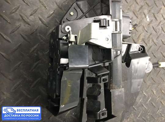 Замок боковой двери на Ford Focus II