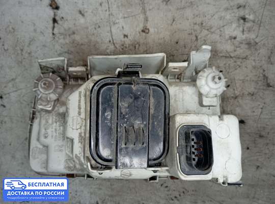 Фара передняя на Volkswagen Polo Mk3 (6N/6KV)
