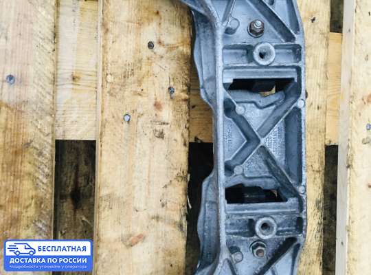 Кронштейн КПП на BMW 5 (E60/E61)