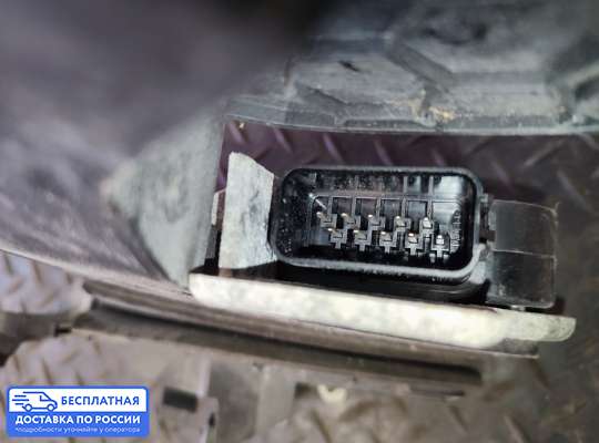 Замок боковой двери на Volvo S40 II | V50 (MS)