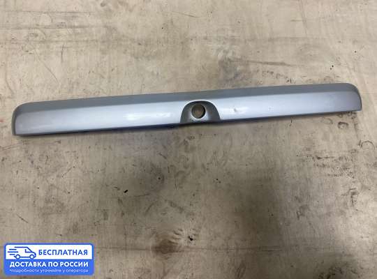Планка подсветки номера на Opel Astra G / Classic