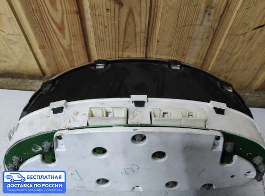 Щиток приборов на Ford Escape