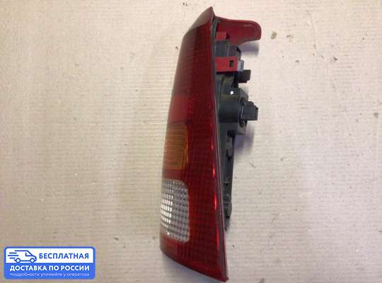Фонарь задний на Ford Focus I