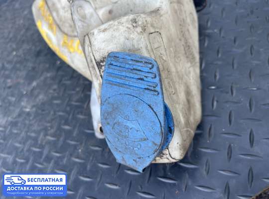 Бачок омывателя на Audi A6 (C5)