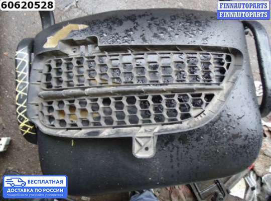 Решетка (заглушка) бампера на Volkswagen Touareg I (7L)