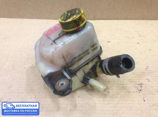 Бачок гидроусилителя на Mazda 323 (BA) 323C/ 323F/ 323S/ 323P