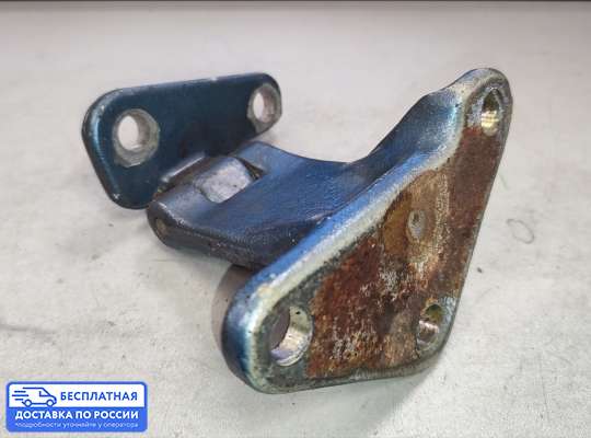 Петля крышки багажника на Opel Frontera B