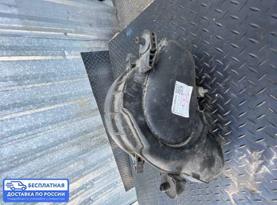 Корпус воздушного фильтра на Volkswagen Transporter T4