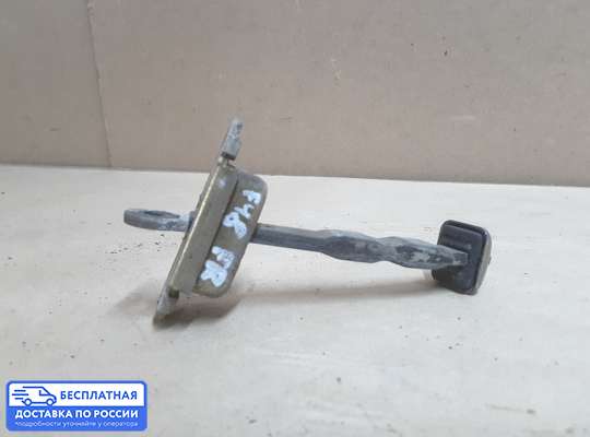 Ограничитель двери на Mitsubishi Carisma
