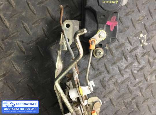 Замок боковой двери на Mitsubishi Space Runner N50