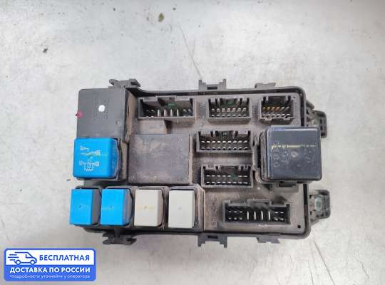 Блок предохранителей на Hyundai Accent II (+ТАГАЗ)
