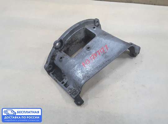 Кронштейн КПП на Toyota Carina E T19