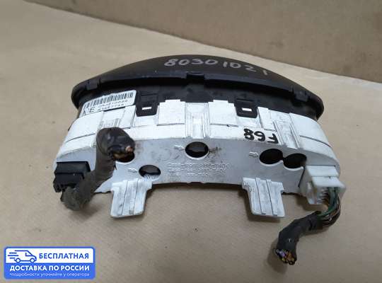Дисплей бортового компьютера на Chevrolet Spark (M200, M250)