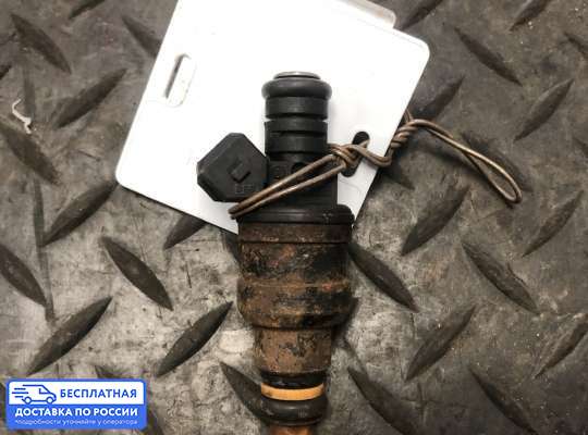 Форсунка топливная на Opel Vectra B