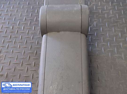 Подлокотник на Audi A6 (C5)