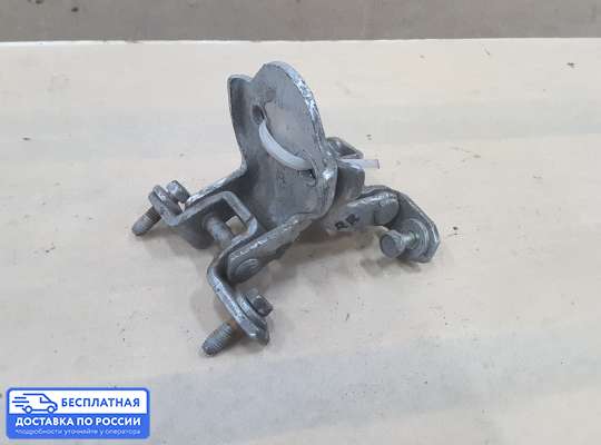 Петля двери на Mitsubishi Mirage CJO