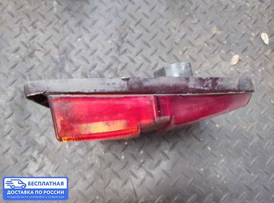 Фонарь крышки багажника на Audi 100 (44Q, C3)