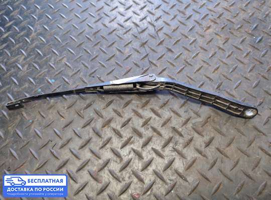 Поводок дворника на Nissan Terrano II R20