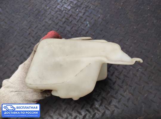 Бачок омывателя на Opel Astra F