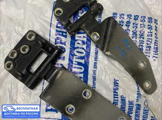 Петля крышки багажника на Honda CR-V I (RD)