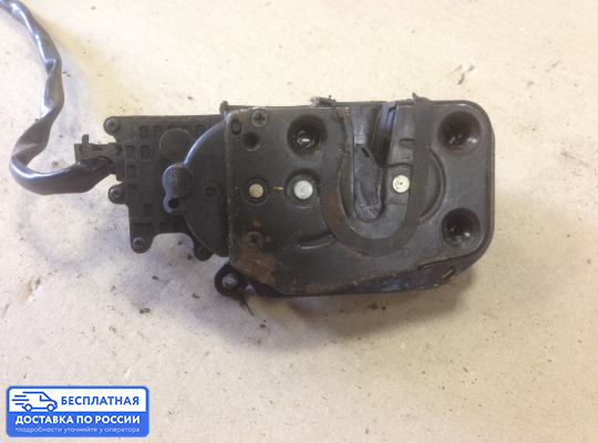 Замок боковой двери на Mazda Xedos 6 CA