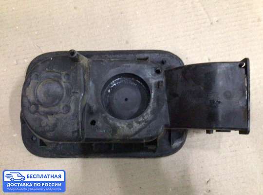 Лючок бензобака на Renault Scenic II