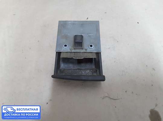 Пепельница на Mitsubishi Carisma