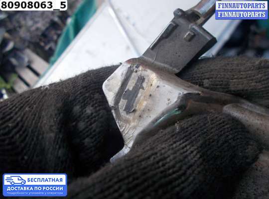Планка под фары (ресничка) на Toyota Camry XV50