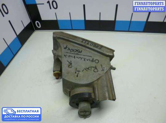 Поворотник передний на Toyota RAV4 II (XA20)