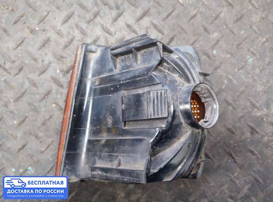 Поворотник передний на Volkswagen Passat B3 (35i)