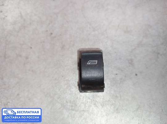 Кнопки стеклоподьемника на Audi A3 (8L)