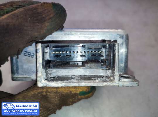ЭБУ AIRBAG (электронный блок управления подушками безопасности) на Audi A6 (C4)